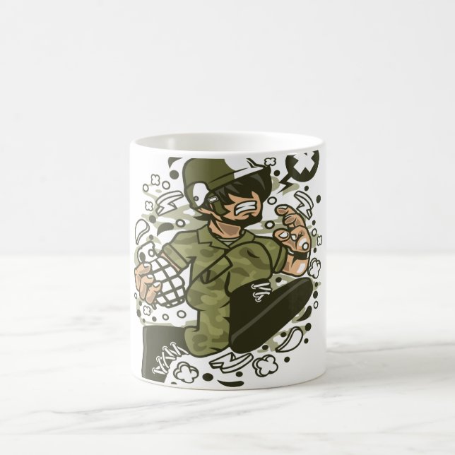 Caneca De Café Soldado em Execução (Centro)