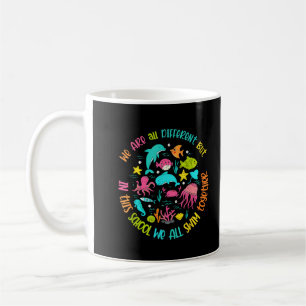 Caneca De Café Somos Diferentes Mas Nesta Escola Citação