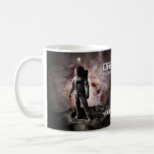 Caneca De Café Sonhe Grande. Astronauta no espaço sideral