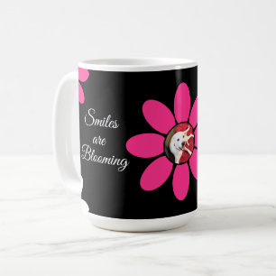 Caneca De Café Sorrisos estão sangrando Cachorro Rosa