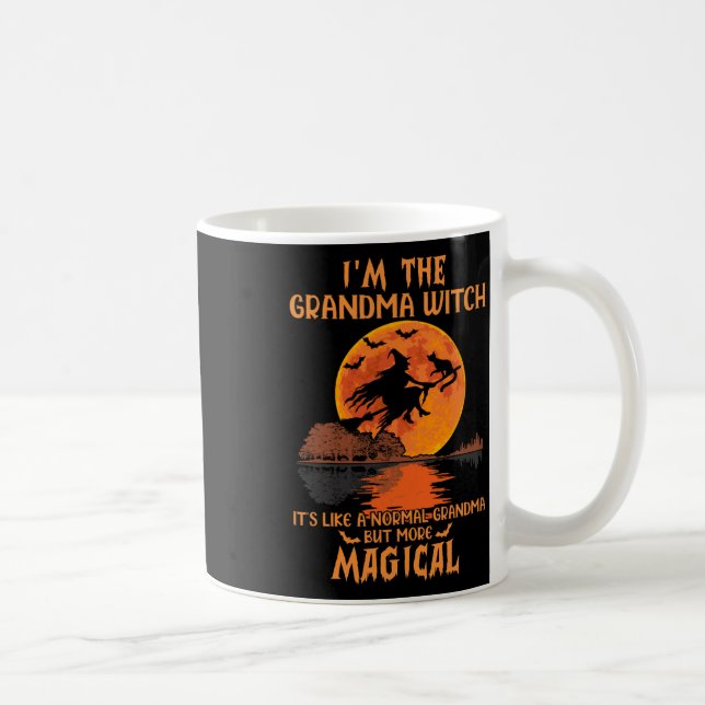 Caneca De Café Sou a bruxa da vovó como uma vovó normal. (Direita)