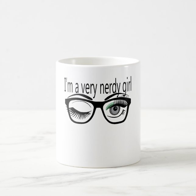 Caneca De Café Sou uma garota muito nerd com sombra de olhos verd (Centro)