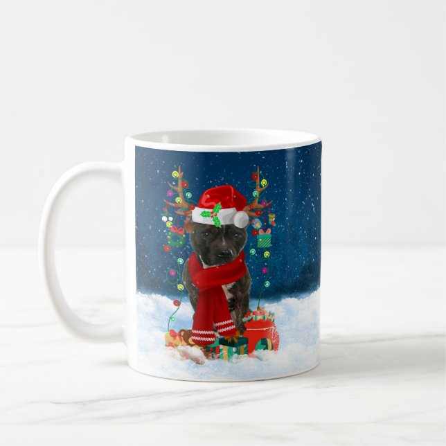 Caneca De Café Staffordshire Bull Terrier em neve no Natal (Esquerda)
