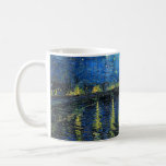 Caneca De Café Starry Night Over the Rhone por Vincent Van Gogh<br><div class="desc">Starry Night Over the Rhone,  por Vincent Van Gogh Coffee Mug</div>