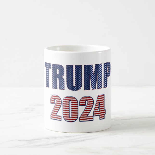 Caneca De Café Stars and Stripes Typografia Trump 2024 (Centro)