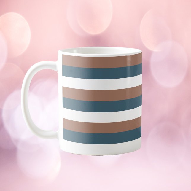Caneca De Café Stripe Padrão de Teal Marrom Branco (A mug with brown, teal and white stripes)