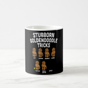 Caneca De Café Stubborn Goldendoodle truques engraçados treinado