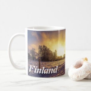 Caneca De Café Sunset sobre o parque de inverno de neve