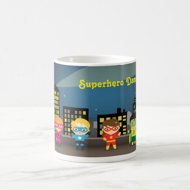 Caneca De Café Super-herói bonito da skyline para miúdos (Centro)