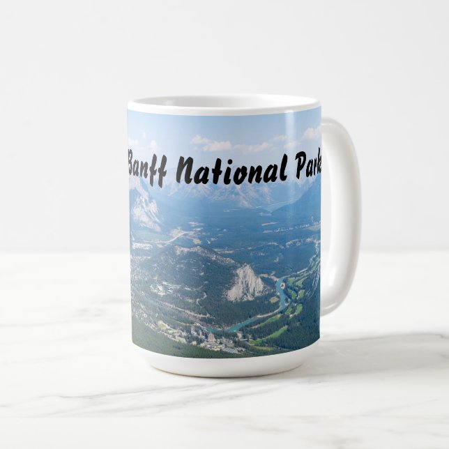 Caneca De Café Supervisionando a cidade de Banff (Frente Esquerda)