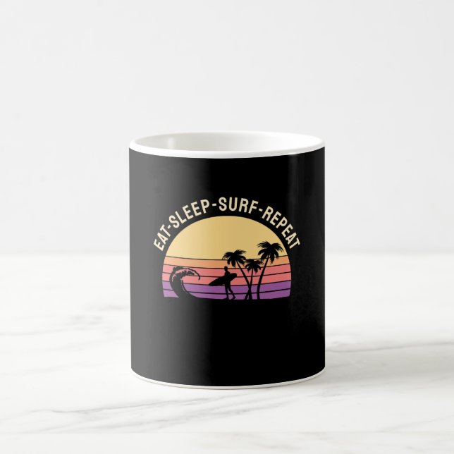 Caneca De Café Surfar em Retro (Centro)