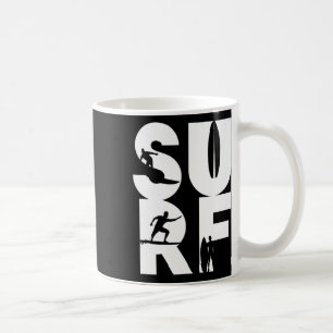 Caneca De Café Surfista Com Pranchas De Surfe Na Onda De Surfe Pi