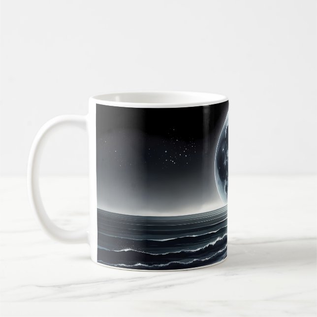 Caneca De Café Surreal Moonrise Over Tranquil Ocean Shore (Esquerda)