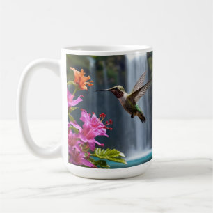 Caneca De Café "Sussuros da Natureza: Hummingbird, Cascata