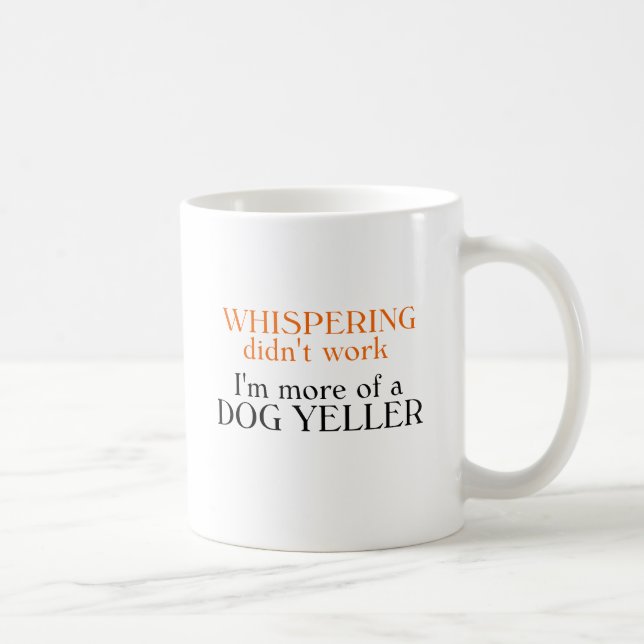 Caneca De Café T-shirt e presentes de Yeller do cão (Direita)