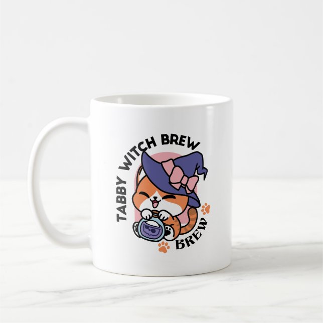 Caneca De Café Tabby Witch Brew – Design de Gato de Halloween Fof (Esquerda)