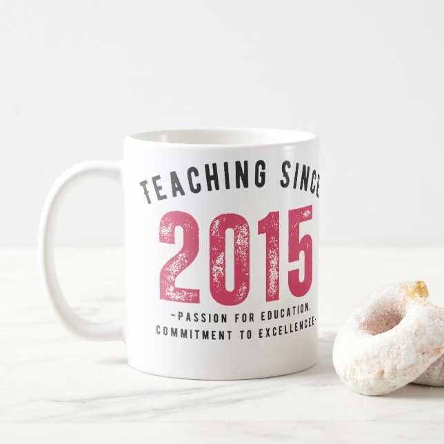 Caneca De Café Teacher Mug | Teaching Since 2015 (Com Donut)