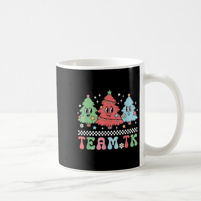 Caneca De Café Team Tk Teacher Christmas Sweater Retro Xmas Tree  (Direita)