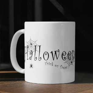 Caneca De Café Teias de aranha e aranhas sobre o Halloween