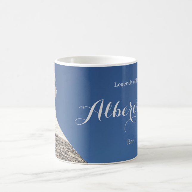 Caneca De Café Telhado em Alberobello na Itália (Centro)