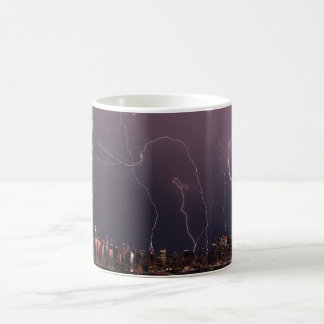 Caneca De Café Tempestade de raios sobre Manhattan, NYC