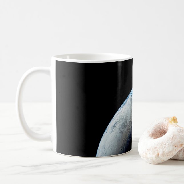 Caneca De Café Terra Crescente Tirada Da Missão Apollo 4. (Com Donut)