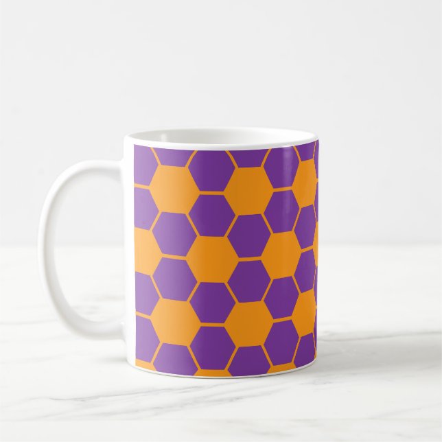 Caneca De Café Textura de bola de futebol / futebol - roxo e lara (Esquerda)