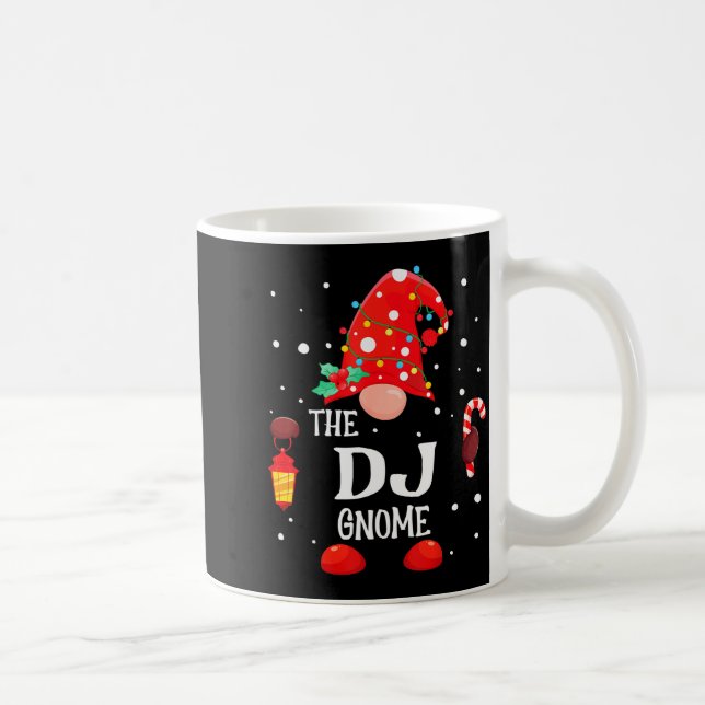 Caneca De Café The Dj Gnome Matching Family Christmas Gnome Pajam (Direita)