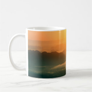 Caneca De Café The landscape photo, beautiful sea fog in morning