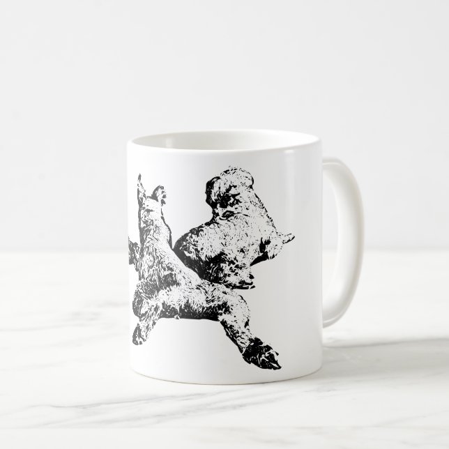 Caneca De Café Three Dogs Mug – Lying Trio in Black Ink (Frente Esquerda)