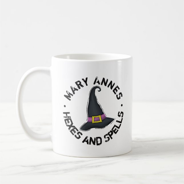 Caneca De Café Tipografia do Chapéu Cutuoso de Bruxas de Bruxas (Esquerda)
