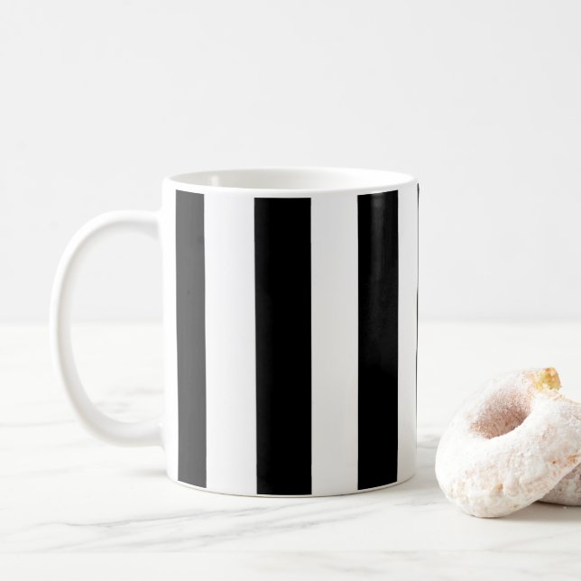 Caneca De Café Tiras brancas e pretas simples para café (Com Donut)