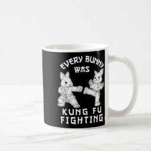 Caneca De Café Todo coelho estava lutando kung fu de Páscoa engra
