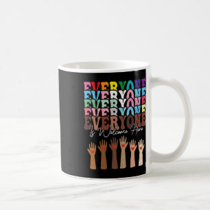 Caneca De Café Todos São Bem-Vindos Aqui Retrorando A Diversidade
