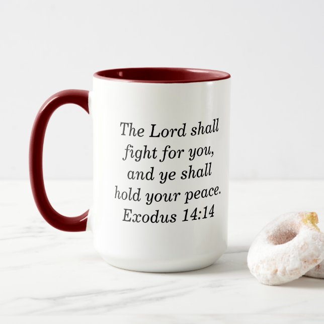 Caneca de café tom marrom com versículo de Êxodo 1 (Com Donut)