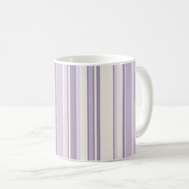 Caneca De Café Tons de Lavanda Suaves Listras de Marfim (Frente Esquerda)