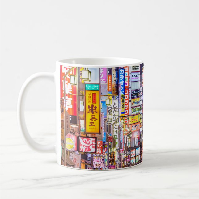 Caneca De Café TÓQUIO, JAPÃO - 14 DE MARÇO DE 2014: Sinaliza a li (Esquerda)