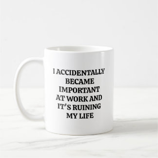 Caneca De Café Tornou-se Importante no Trabalho Colega de Trabalh