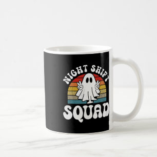 Caneca De Café Trabalhador de Halloween do Turno Noturno Engraçad