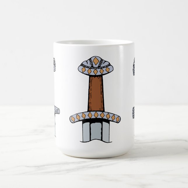 Caneca De Café Três Punhos de Espadas Vikingues (Centro)