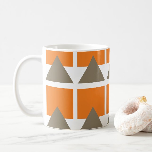 Caneca De Café Triângulo de Cinza Laranja Esquadrado (Com Donut)