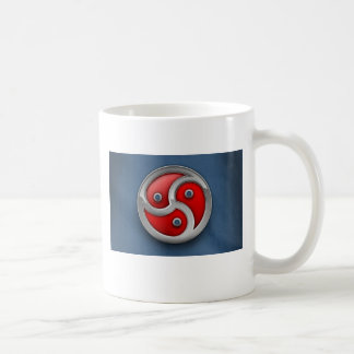 Caneca De Café triskellion azul vermelho