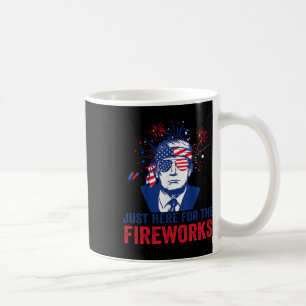 Caneca De Café Trump Está Aqui Só Para Os Fogos de Artifício Funn
