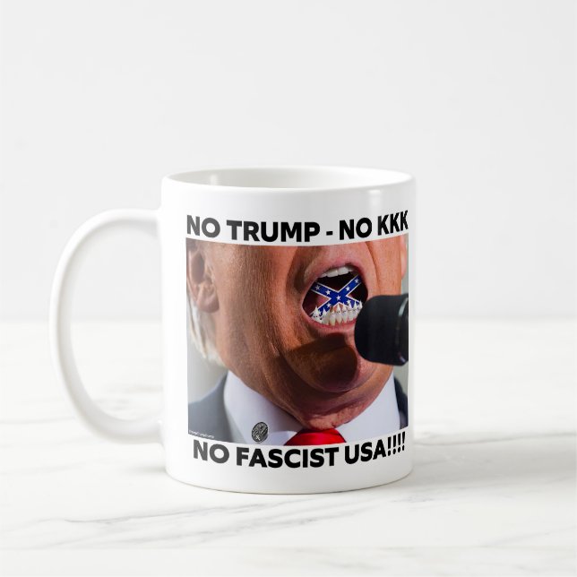 CANECA DE CAFÉ TRUMP "NO FASCIST USA" COFFEE MUG (Esquerda)