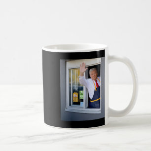 Caneca De Café Trump Trabalha No Drive-thru Trump Serviu Batata F