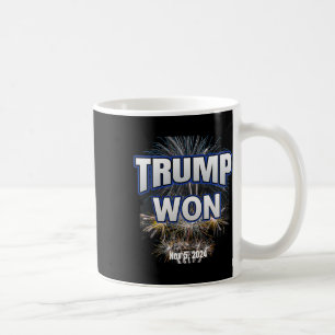 Caneca De Café Trump Venceu Celebração da Vitória de Trump Eleiçã