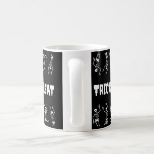 Caneca De Café Truque ou trate crânios engraçados do Halloween