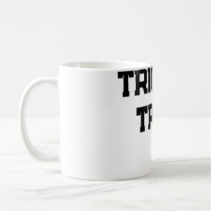 Caneca De Café Truque ou. Trate o Halloween mimado preto simples