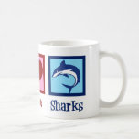 Caneca De Café Tubarão<br><div class="desc">Este maravilhoso presente de tubarão azul é perfeito para uma equipe escolar com uma mascote de tubarão branco excelente. Legal Peace Love Sharks design.</div>