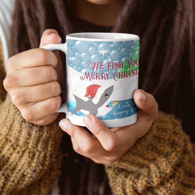 Caneca De Café Tubarão de Natal Nós pescamos um Feliz Natal (Criador carregado)